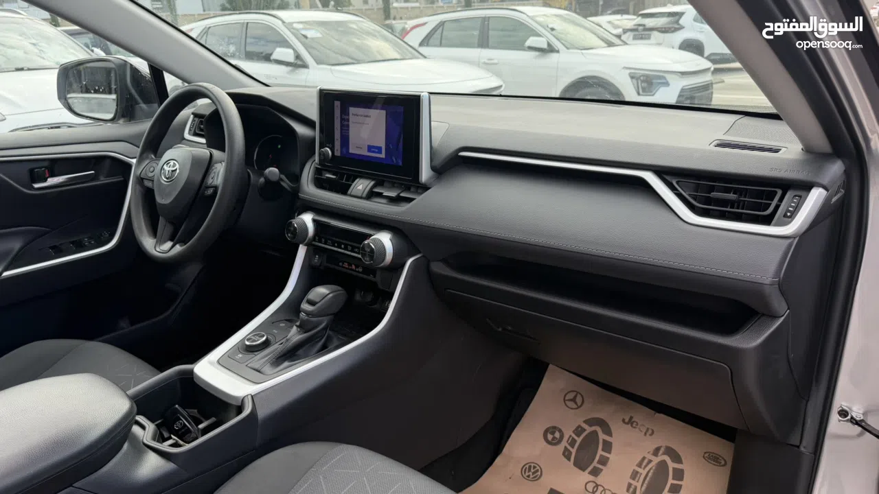 تويوتا RAV4 ترخيص 2023 محرك 2500 هايبرد  جير أوتوماتيك 296 حصان