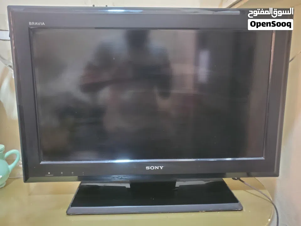 Sony Bravia 26 inch LCD HD TV for sale للبيع تلفزيون سوني برافيا