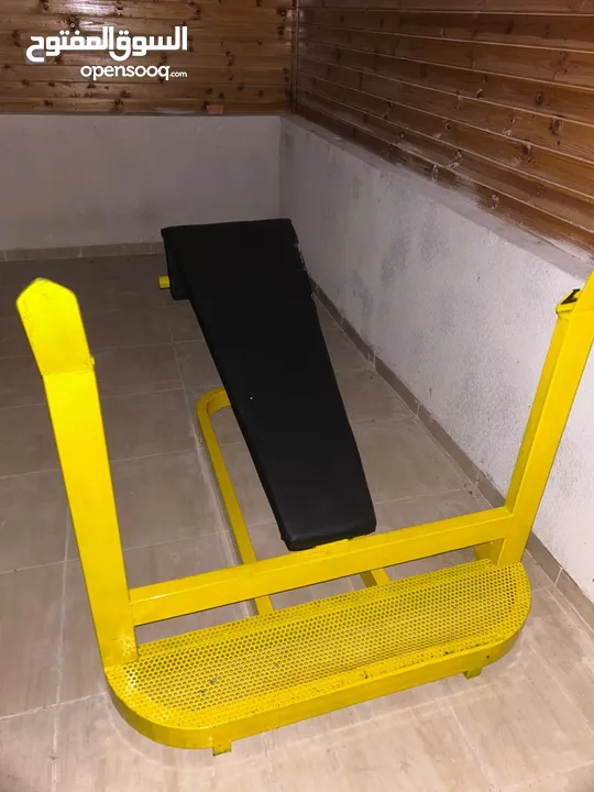 اجهزه رياضيه مستعمله للبيع بحاله الوكاله للانديه الرياضيه للاوزان العاليه
