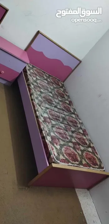 غرفة نوم بنات مع مكتب وطاولة وسط بسعر مغري جداااا