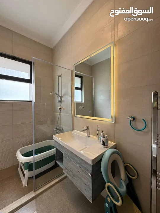 شقة 3 غرف نوم فخمة في دير غبار ( Property 37036 )-175011841