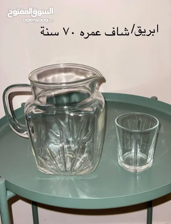 نوادر زجاجية وسيراميك قديمة من الستينات ، لطفا اقرأ الوصف.