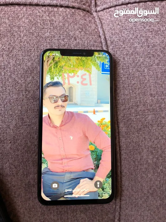 XS MAX 256 جيجا بحالة الوكالة