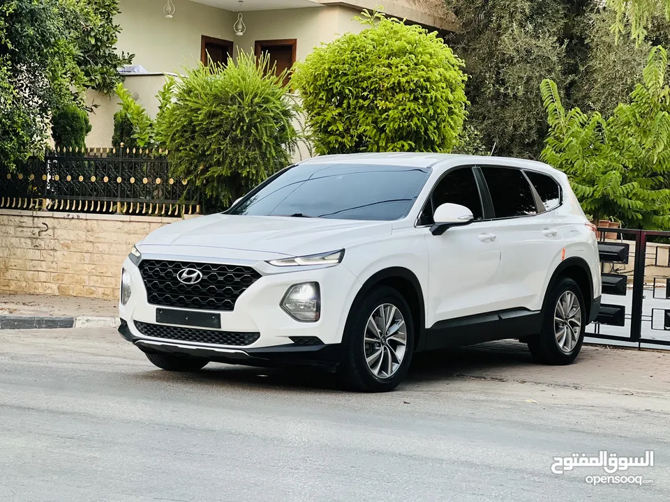 هوندااااي سنتافيه 2019 مطور 2000 ديزل 4*4  ست ركاب بدون فتحه بسعرررر حرق ع الكاش فقط 96 الف