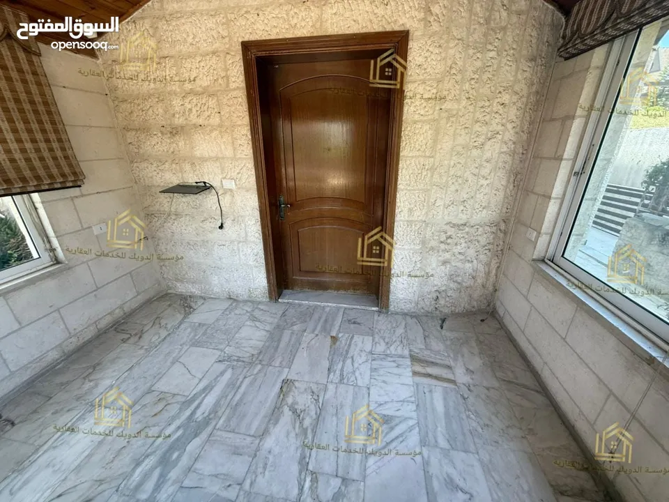 شقة فارغة - دير غبار - 3نوم 1ماستر - 230م - ارضي - حديقة - قرب الخدمات العامة