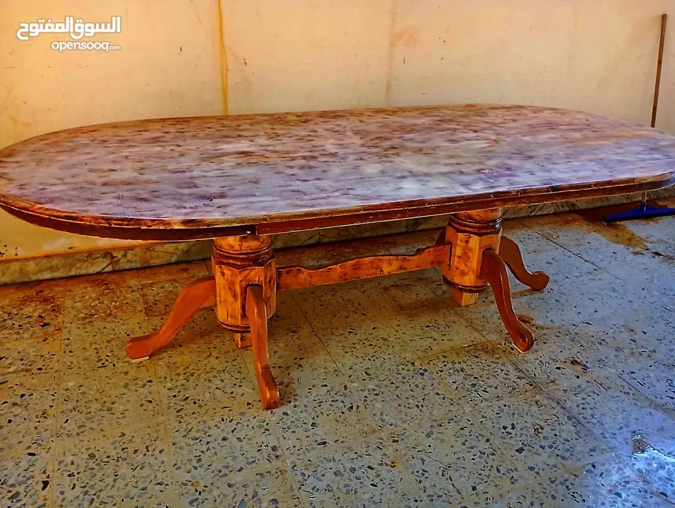 طاولة للبيع حجم كبير 2.40x1.20 سعر 450 وساهل