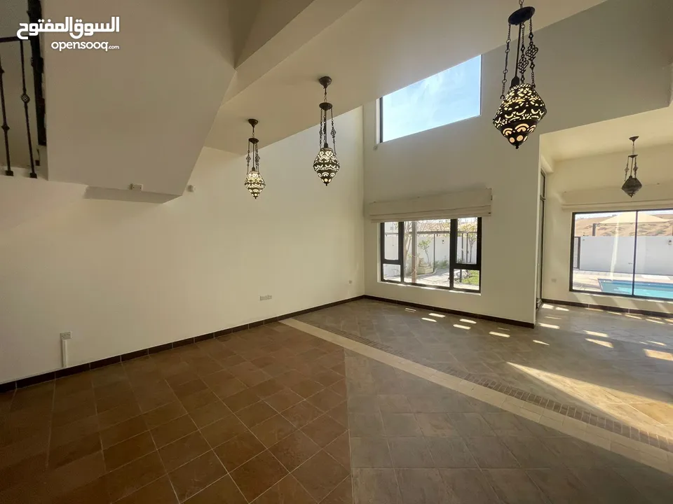 5 + 1 BR Fabulous Villa with Private Pool in Bausher