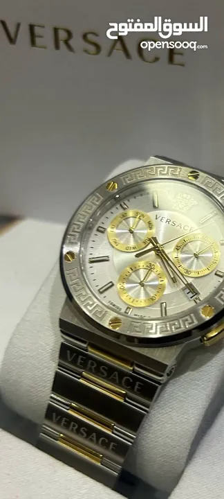 versace chronograph watch. ساعه فرزاتشي ...الماسه الذهبيه.  مع كامل مرفقاتها من أجمل وارقى التصاميم.