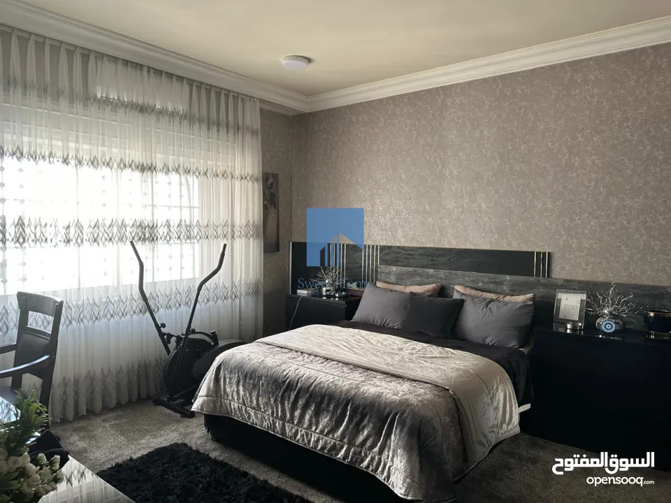 شقة طابقية فاخرة للبيع في دير غبار - خلف ال Olive Tree طابق اول 315م تشطيب سوبر ديلوكس