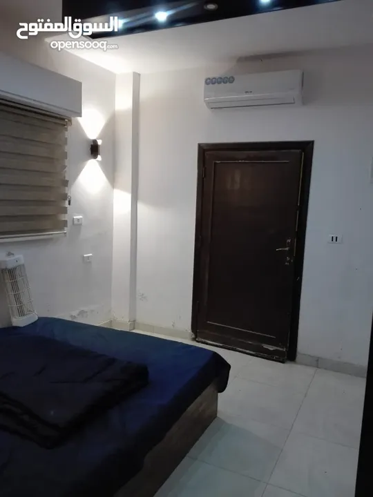شاليه للايجار منطقه مطله جبل الروضه مطل ع البحر الميت وجبال فلسطين مسبح مغطى من اشعه الشمس