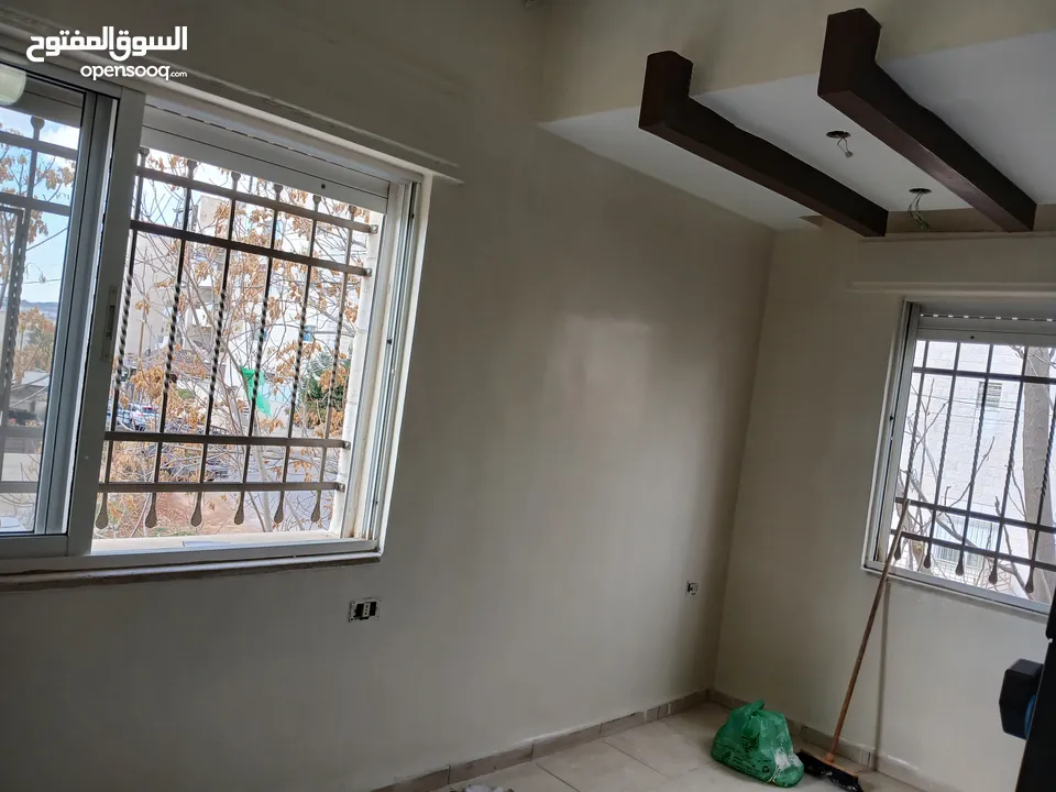 كافه عمال الدهانات وديكورات عزل رطوبه الون  رش حبيبات رش حديد رش بواب دقه بل عمل تسليم هندسه  الموعد