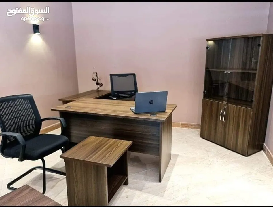 تصاميم المكاتب العصرية خشب لامينت الأصلي المستورد تفصيل مميز بأحدث الأشكال