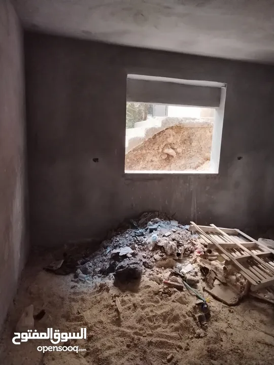 بيت عظم المغاريب واجهة حجر