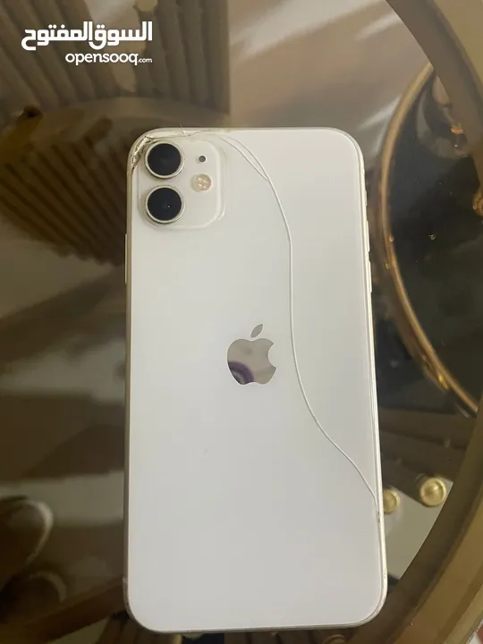 Iphone 11 بحالة كويسة للبيع بطارية 72