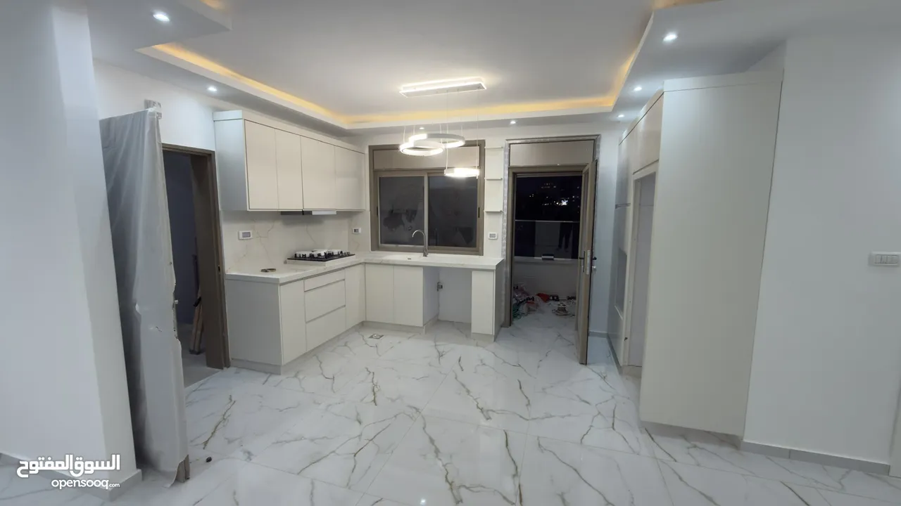 شقة سوبر ديلوكس للإيجار غير مفروش