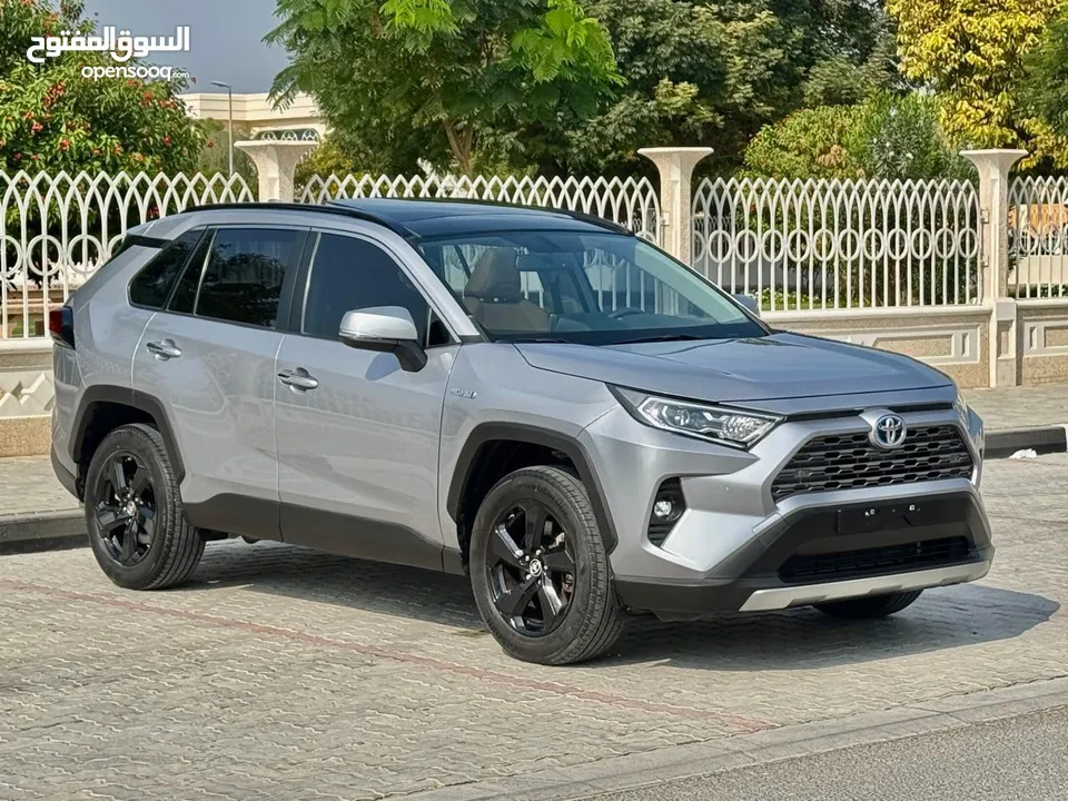 TOP OF RANGE 2021 RAV4 Hybrid GCC Free accident,Full option