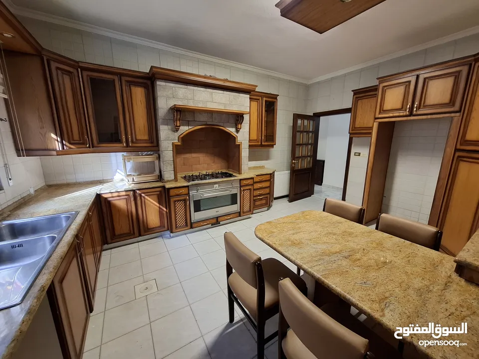 شقة غير مفروشة للإيجار ( Property 40836 )-175064131