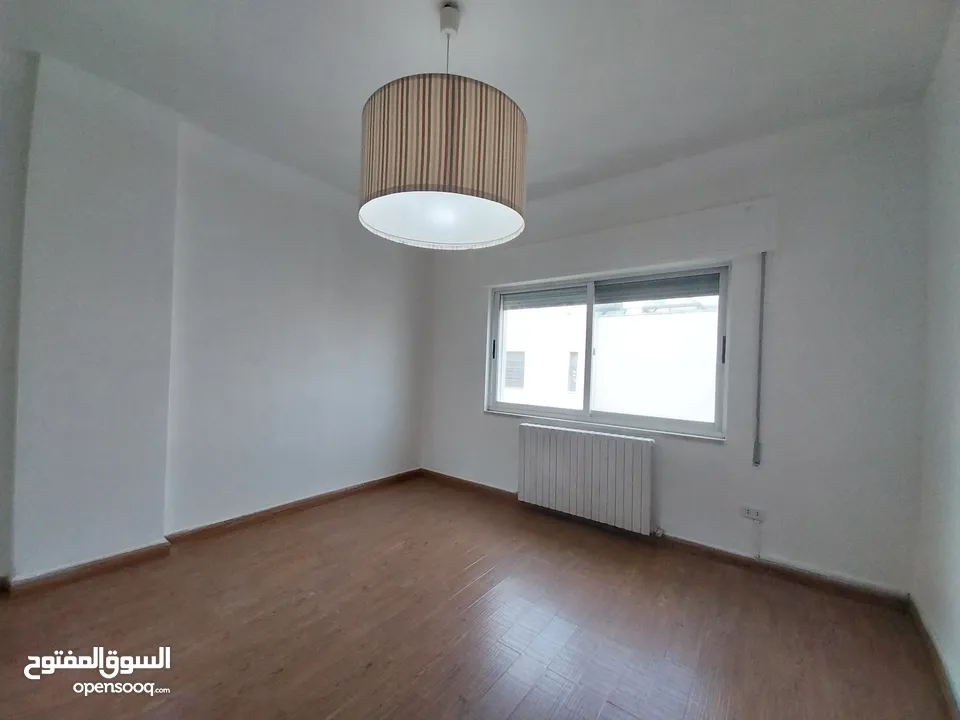 شقة للايجار في عبدون  ( Property 36012 ) سنوي فقط