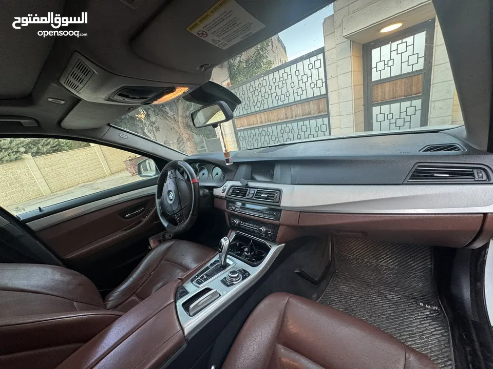 Bmw 520d للبيع سيارة