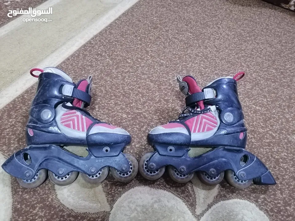 سكيت أربعة عجال مستعمل بحاله ممتازه