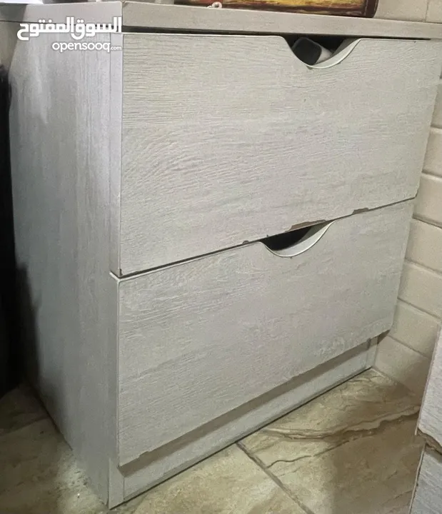غرفة نوم بحاله ممتازه للبيع