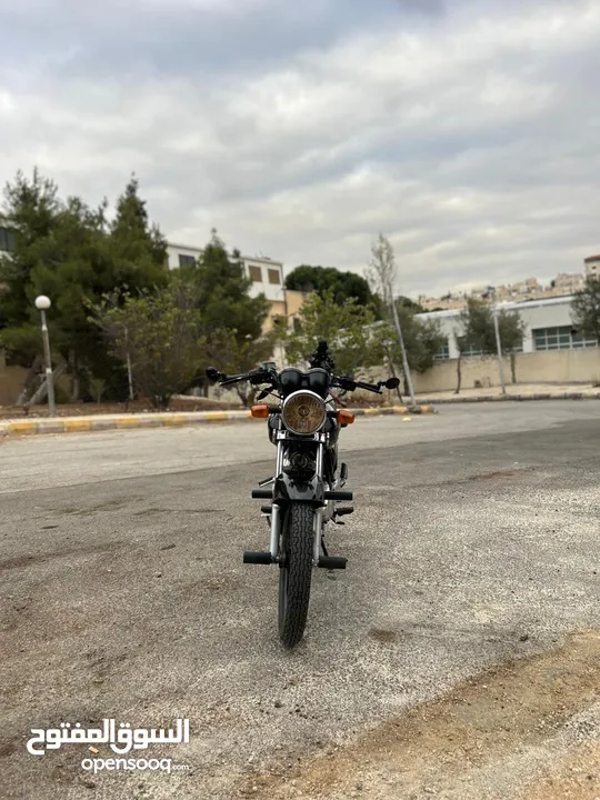 ( Suzuki en125  model 2022 ) بحالة الوكالة بسعر 1000 دينار