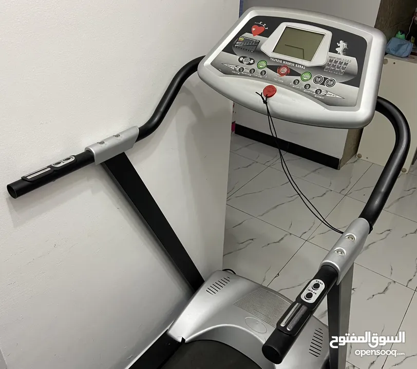 Treadmill for urgent sale! 32 OMR