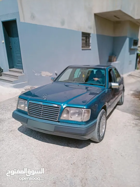 مرسيدس بطة W124