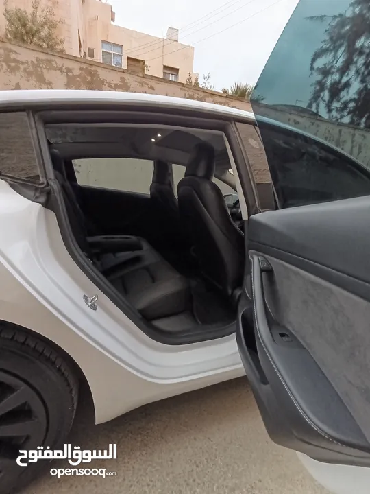 TESLA MODEL 3 ONLY 8000KM