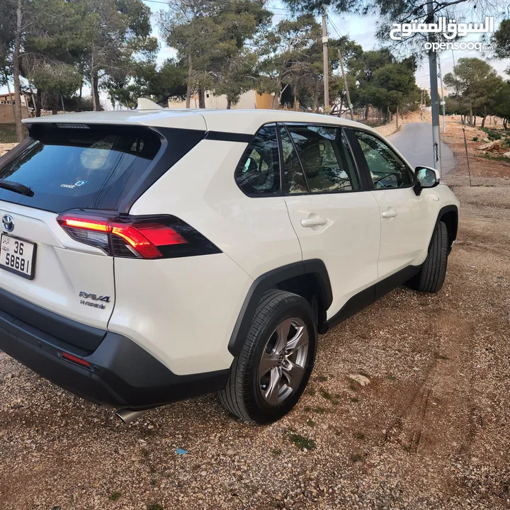 Toyota Rav4 Le 2022 Hybrid