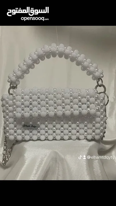 شناتي خرز معمولة يدويا من خرز الكرستال وخرز حبيبات التوت واللؤلؤ