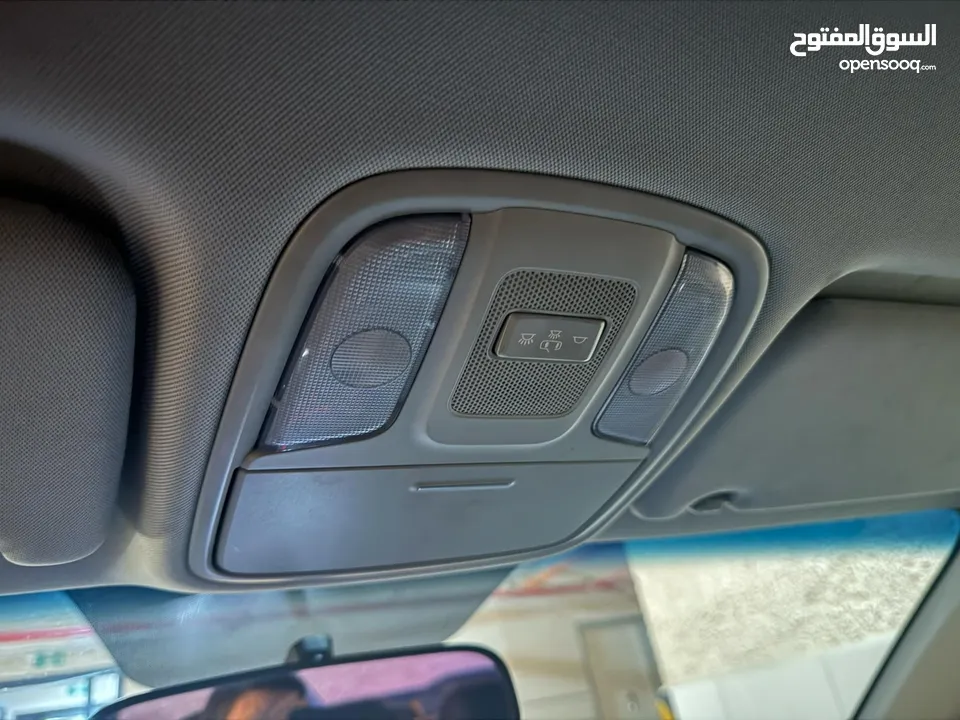 Kia k5 للبيع بلون اسود مميز وفحص مميز ، يد اولى!