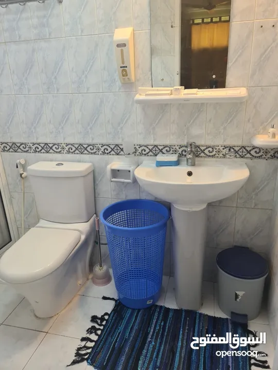 3 Bedrooms Furnished Apartment for Rent in Ghubrah REF:864R