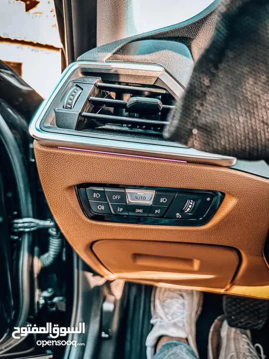 BMW 330i 2019