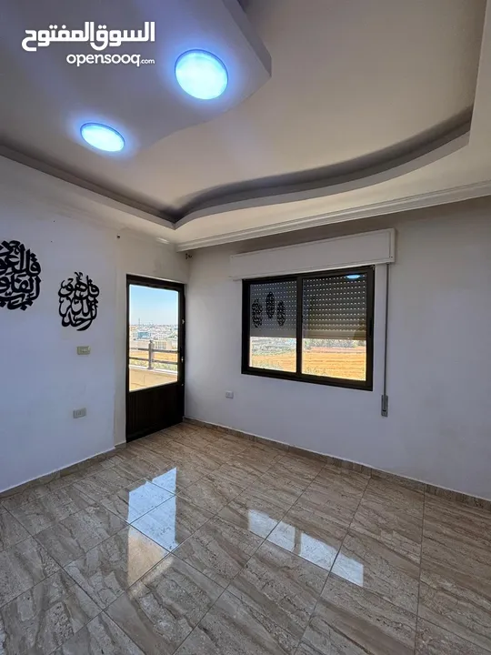 شقة للبيع بسعر مغري خلف مستشفى الراهبات