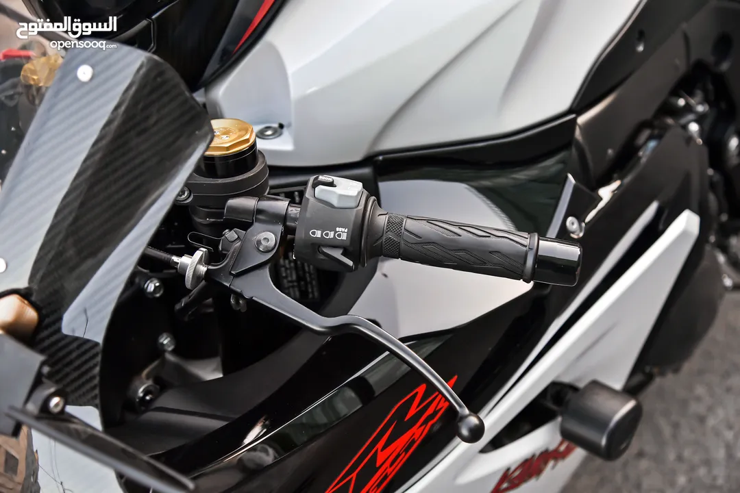 2020  Gsxr1000r