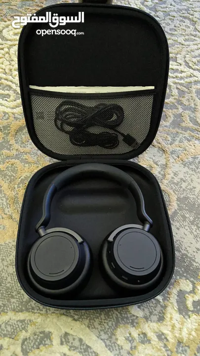 Microsoft surface headphones 2