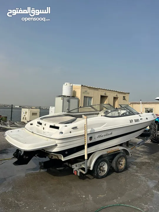 قارب حجم 21 مكينه 6 سلندر mercruiser 4.3l  نظييف جدا وحاليا يتسرفر فالوكاله   سنه الصنه 2007