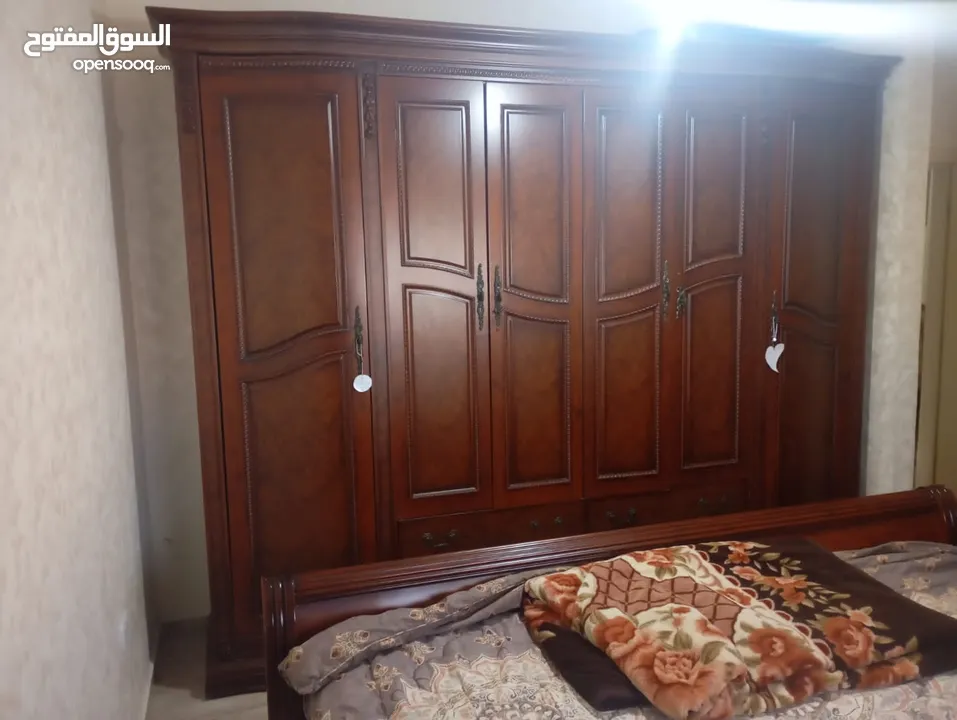 شقة للبيع في ضاحية الرشيد خلف ماي ماركت