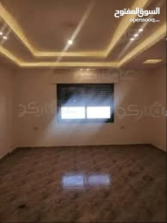 شقه فاخره للبيع وبسعر مغري من المالك مباشره للجادين التواصل على الرقم الموجود ابو محمد