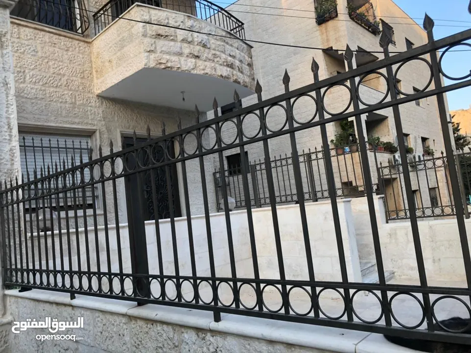 شقة جديدة 191م لم تسكن للبيع منطقة تلاع العلي /*/ قرب مجدي مول