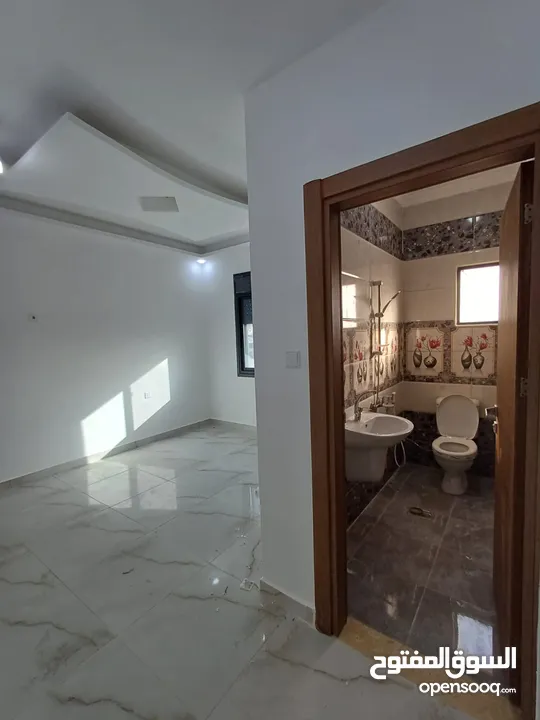 شقة فاخرة للبيع التاسعة ط3هندسي رواف 161اطلالة بحرية دائما