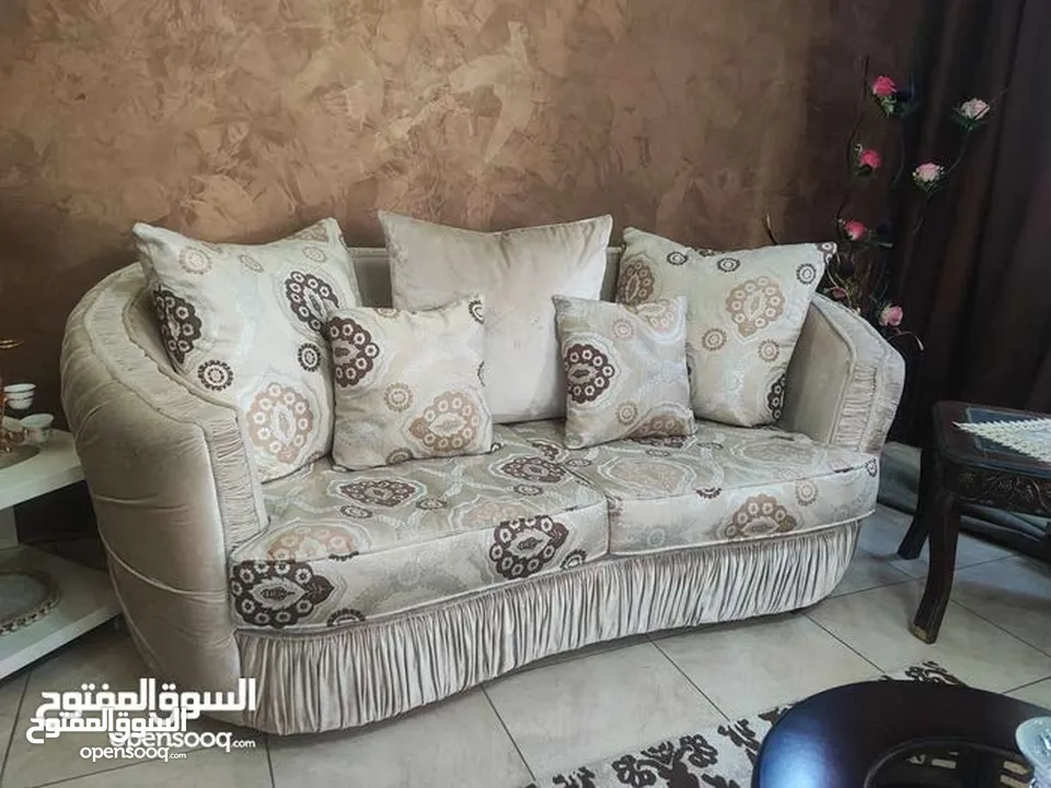 طقم كنب للبيع