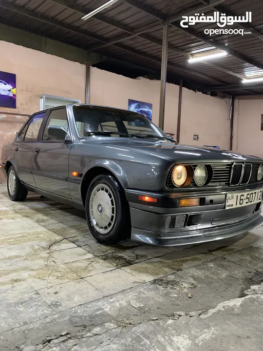 BMW e30  1988