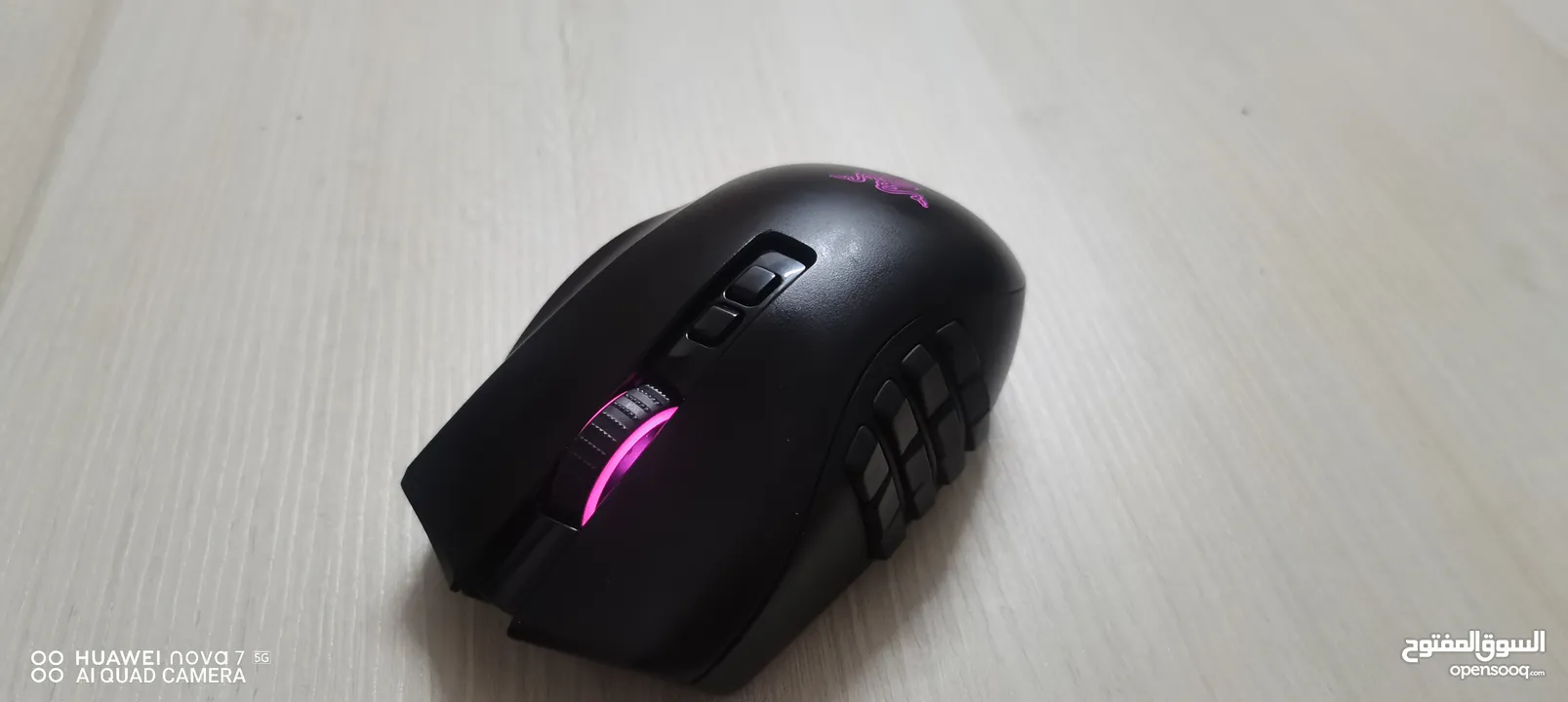 Mouse razer naga pro ماوس مخصص لمحترفي الاعاب وخاصه العاب MMO و RPG ويتميز بدقه عالي جداً