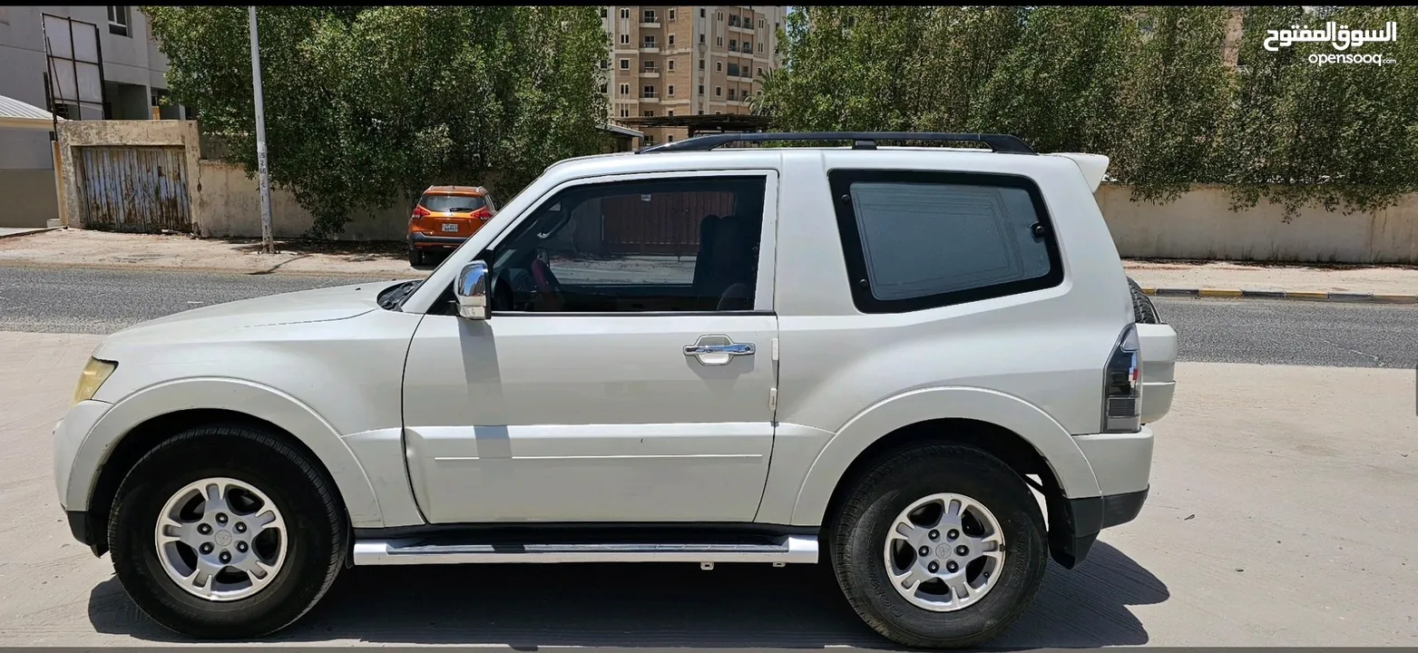 Mitsubishi pajero 2007