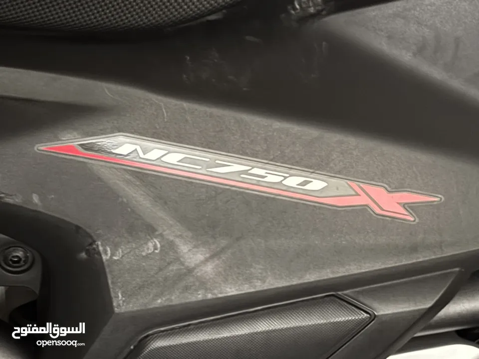 هوندا NC750X مميزة ونظيفة للبيع - نفس دراجة الأمن العام الجديدة
