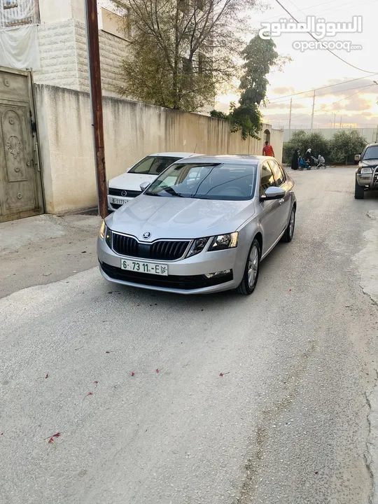 اوكتافيا مطور 2000 ديزل اتماتيك 2019 بحاله الوكالة بسعر حرق وفحص نخب