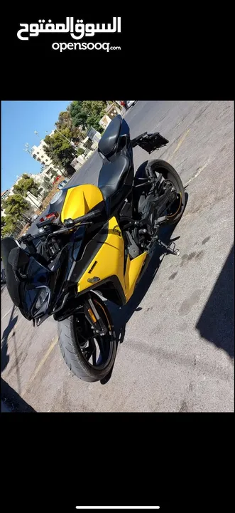 سي إف متوتو 300 sr