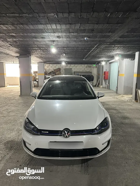 للبيع بحالة الوكالة Volkswagen E-Golf